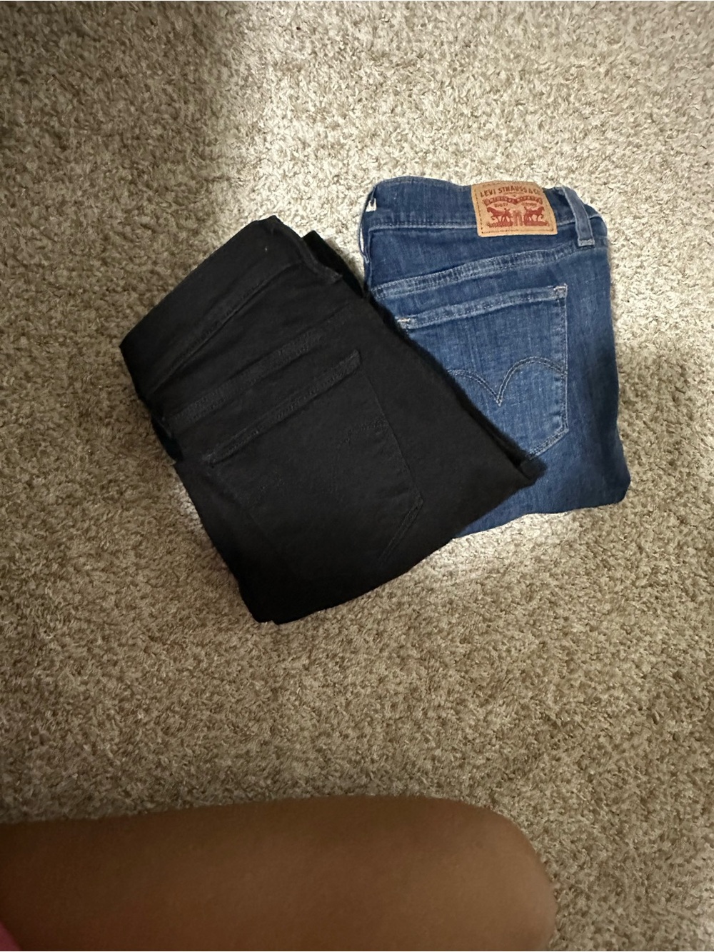 Levi's Women's Black and Blue Skinny Jeans Duo